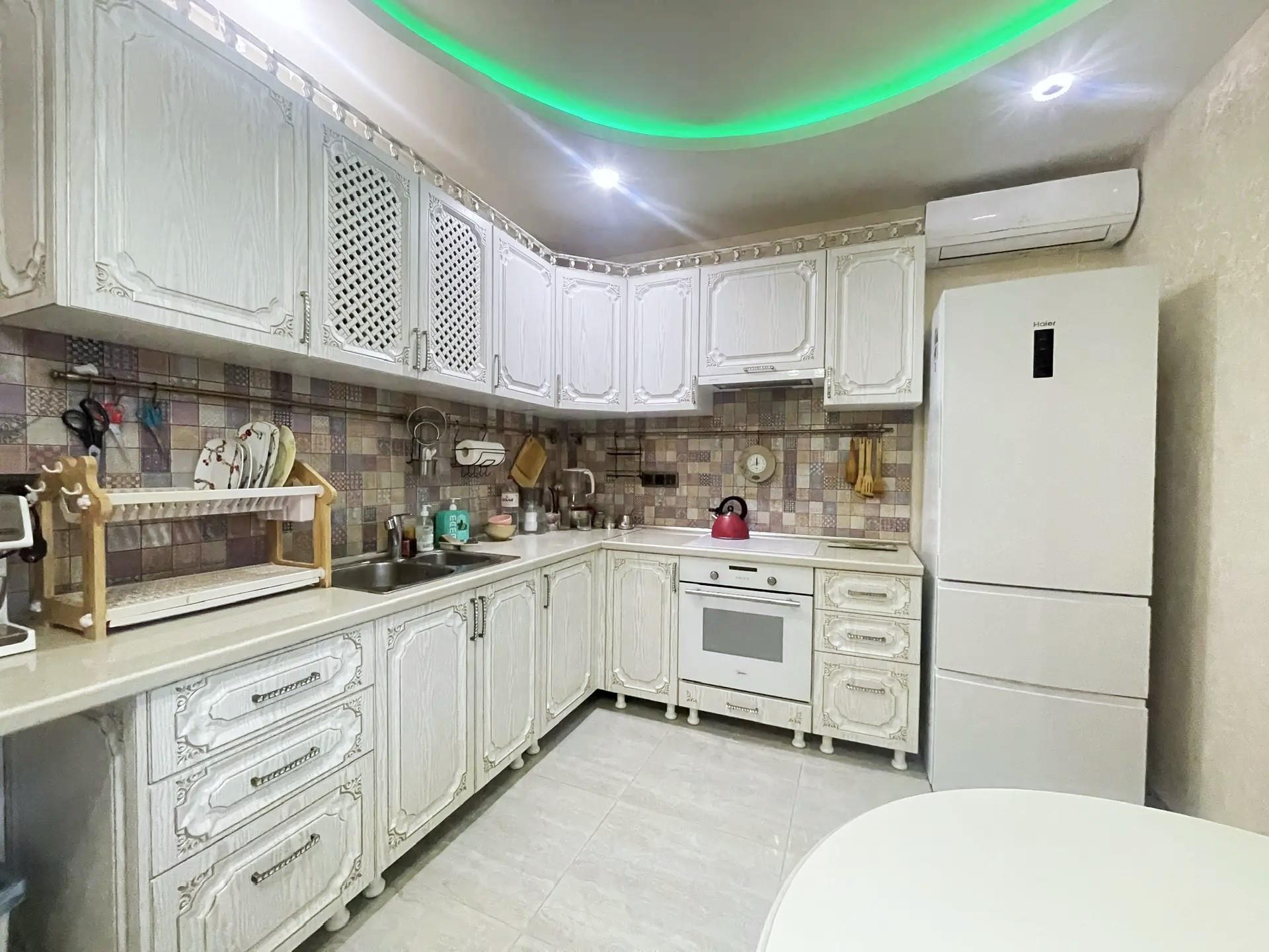 Фото №3: 1-комнатная квартира 62 м² - Краснодар, Западный внутригородской округ, Центральный внутригородской округ, жилой комплекс Центральный, мкр. Центральный, ул. Будённого, 129