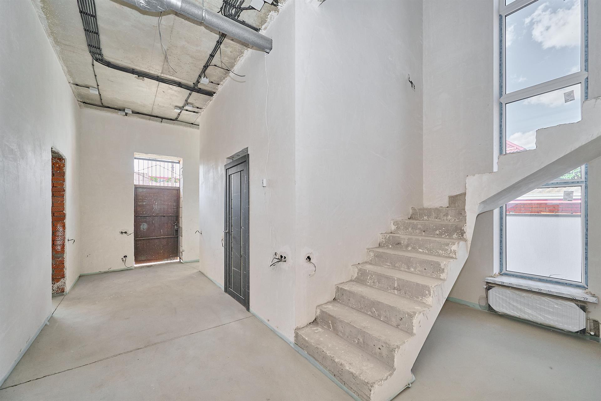 Фото №7: Дом 259 м² + 4.41 сот. - Краснодар, Западный внутригородской округ, мкр. Фестивальный, ул. Михаила Власова, 99