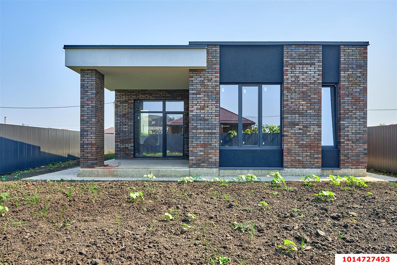 Фото №1: Дом 144 м² + 7 сот. - Старобжегокай, ул. Хатита, 13