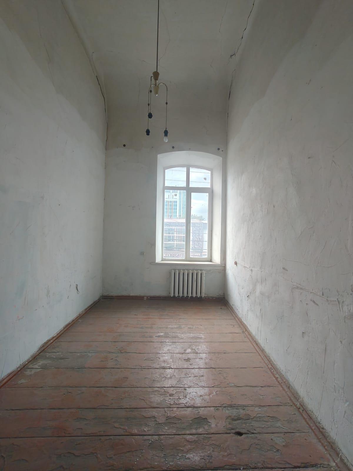 Фото №1: 3-комнатная квартира 38 м² - Краснодар, Центральный внутригородской округ, мкр. Центральный, ул. Карасунская, 77