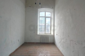 Фото №1: 3-комнатная квартира 38 м² - Краснодар, мкр. Центральный, ул. Карасунская, 77