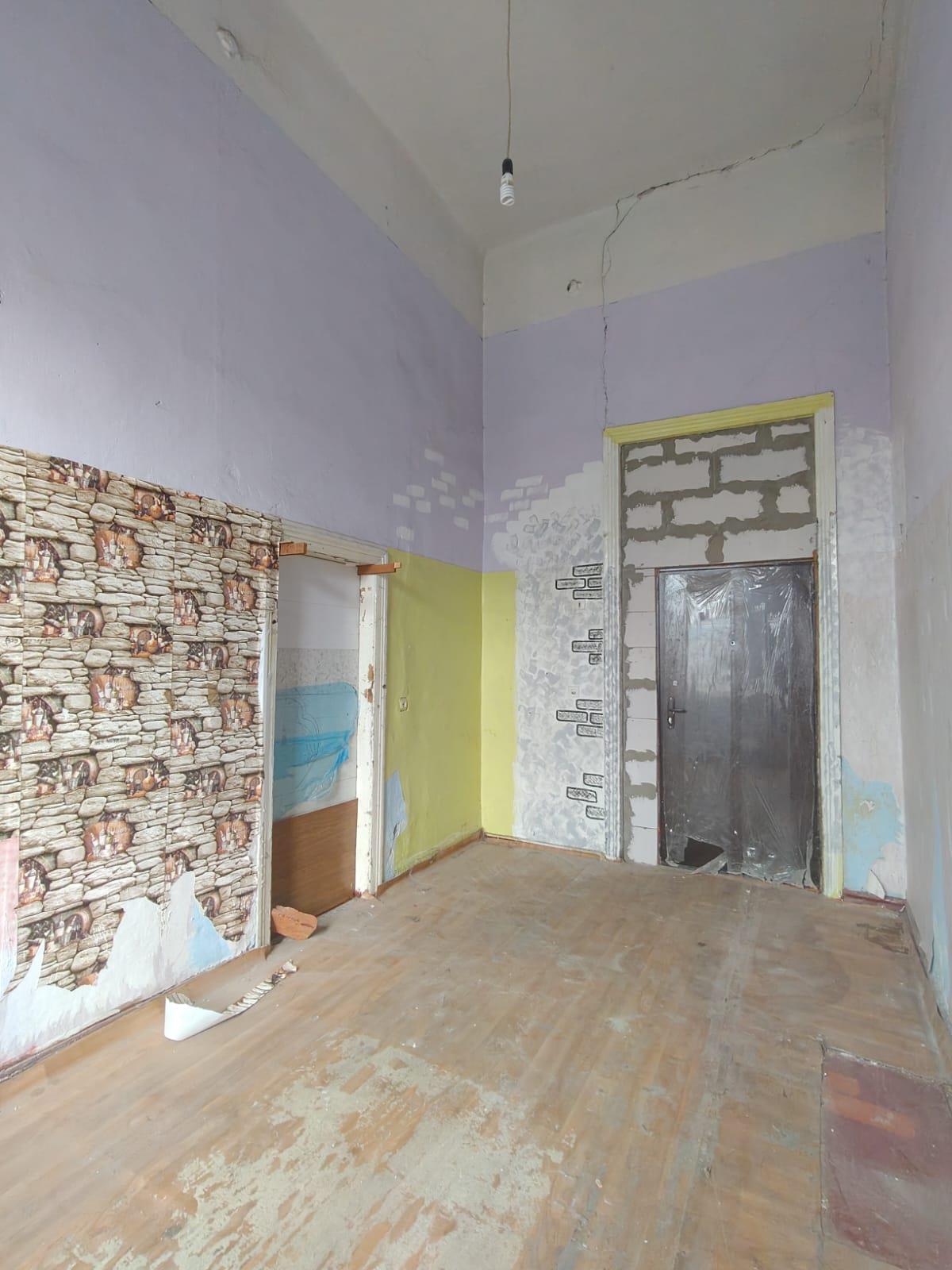 Фото №2: 3-комнатная квартира 38 м² - Краснодар, Центральный внутригородской округ, мкр. Центральный, ул. Карасунская, 77