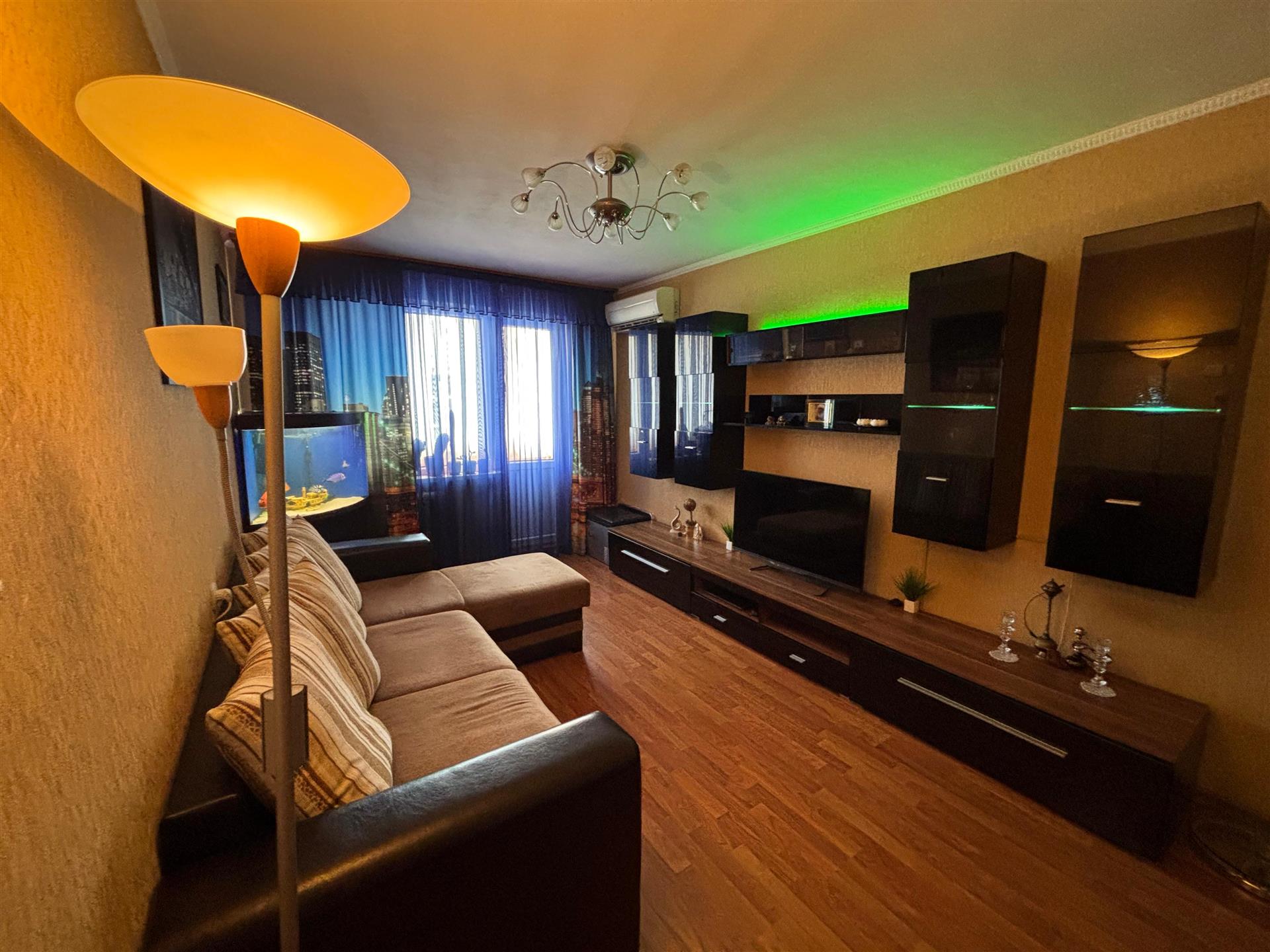 Фото №1: 2-комнатная квартира 46 м² - Краснодар, Черёмушки, Карасунский внутригородской округ, мкр. Центральный внутригородской округ, ул. Селезнёва, 120