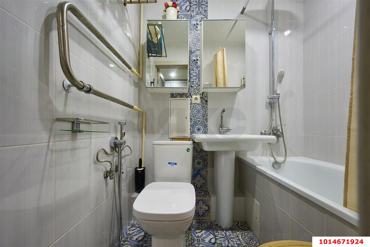 Фото №12: 3-комнатная квартира 50 м² - Краснодар, Западный внутригородской округ, ул. 2-я Линия Нефтяников, 6