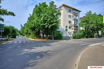 Фото №1: 3-комнатная квартира 50 м² - Краснодар, мкр. Западный внутригородской округ, ул. 2-я Линия Нефтяников, 6