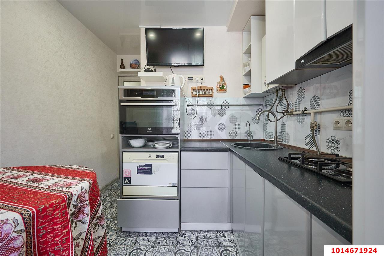 Фото №6: 3-комнатная квартира 50 м² - Краснодар, Западный внутригородской округ, ул. 2-я Линия Нефтяников, 6