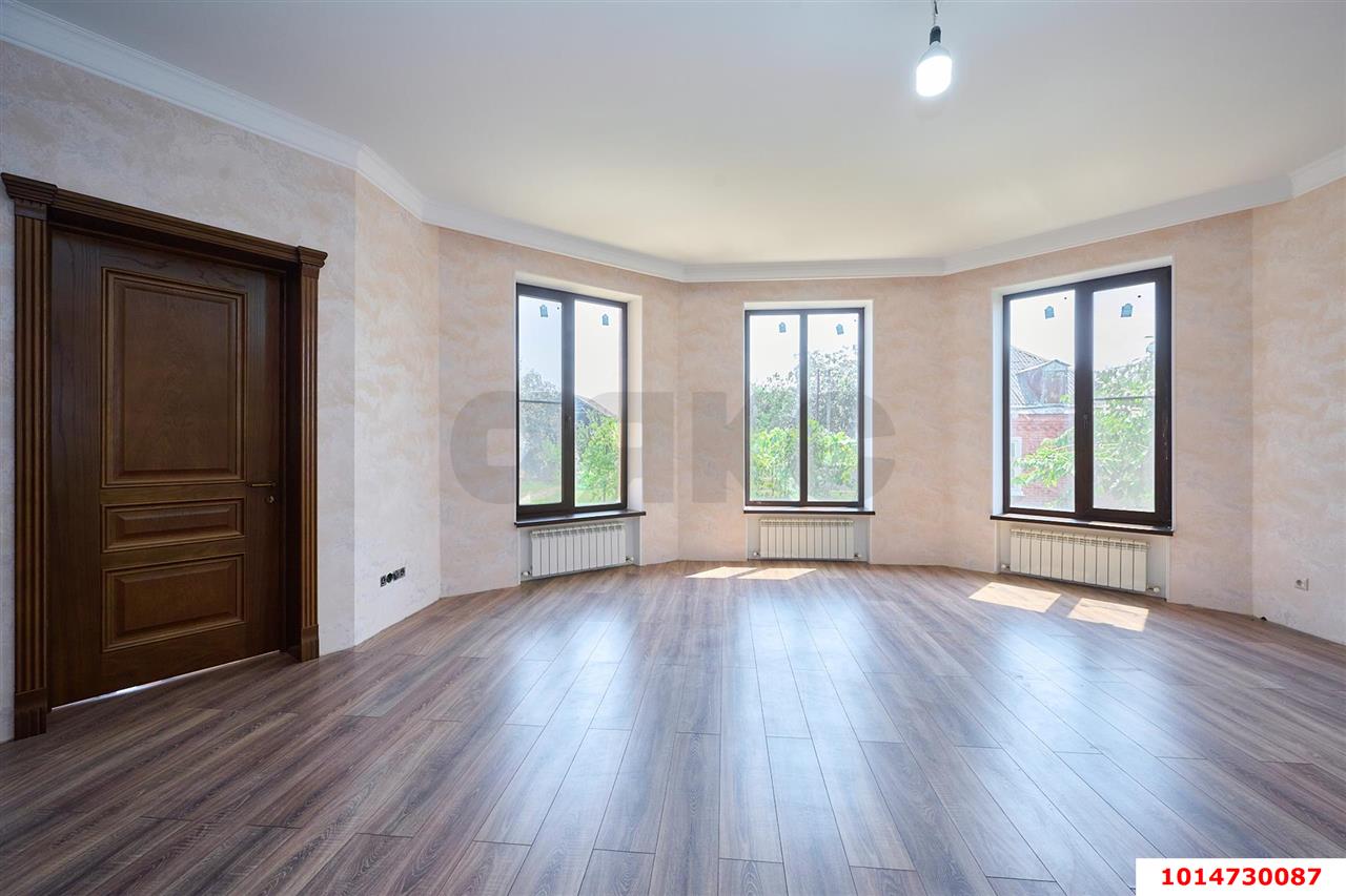 Фото №8: Дом 217 м² + 14.5 сот. - Старокорсунская, мкр. Карасунский внутригородской округ, ул. Корсунская, 185/1