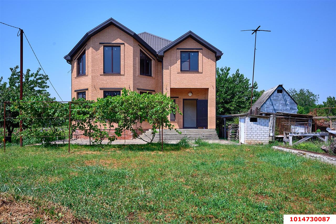 Фото №3: Дом 217 м² + 14.5 сот. - Старокорсунская, мкр. Карасунский внутригородской округ, ул. Корсунская, 185/1