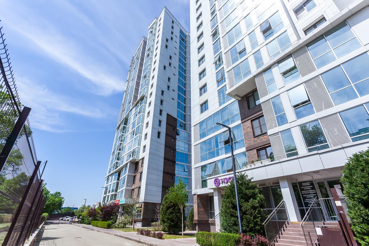 Фото №1: Коммерция 134 м² - Краснодар, ЖК Шоколад, Прикубанский внутригородской округ, имени Маршала Жукова, мкр. жилой комплекс Шоколад, ул. Александра Покрышкина, 25Ак2