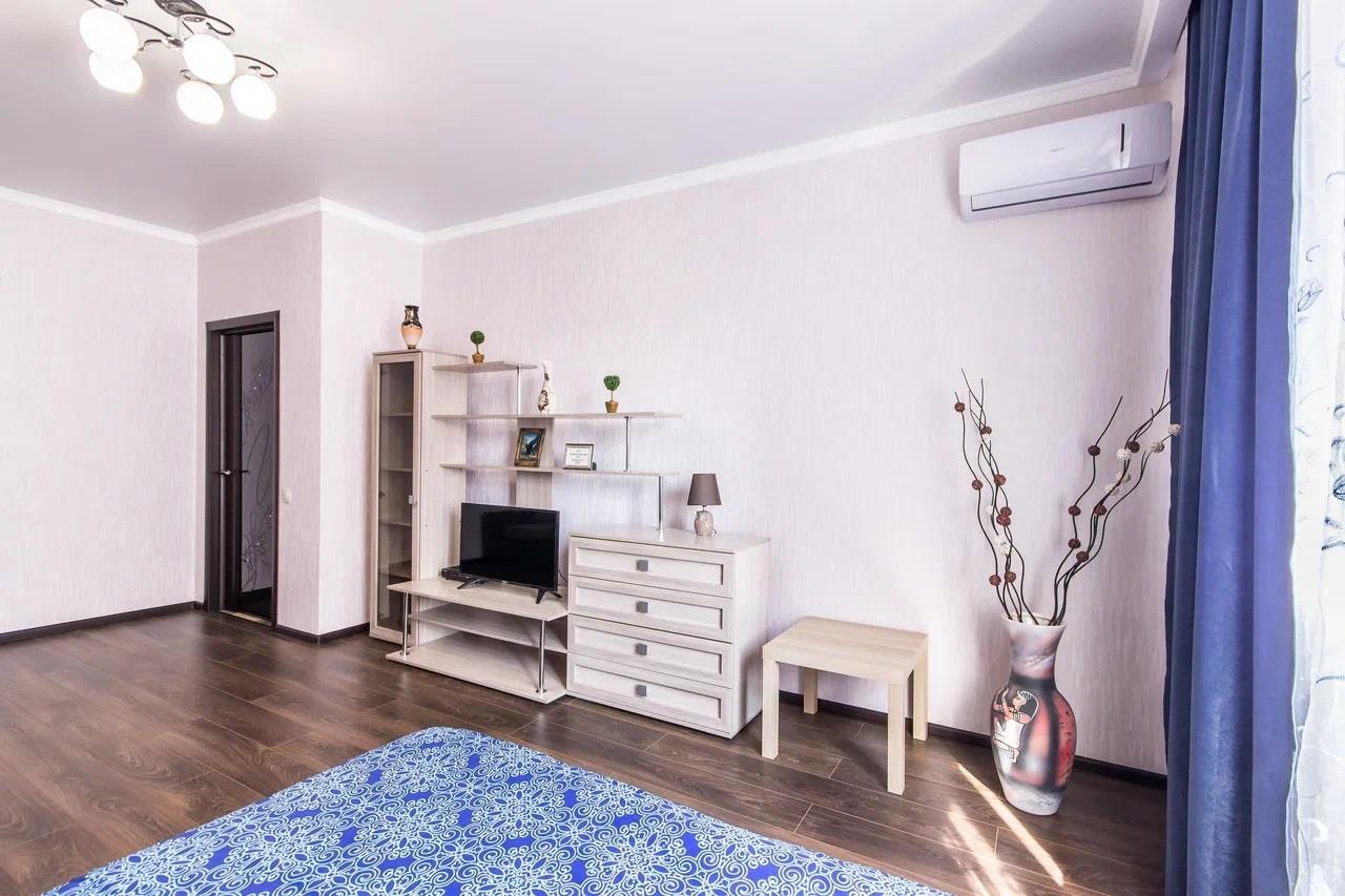 Фото №6: 1-комнатная квартира 51 м² - Краснодар, ЖК Октябрьский, Центральный внутригородской округ, Западный внутригородской округ, жилой комплекс Центральный, мкр. Центральный, ул. Октябрьская, 181/2к3