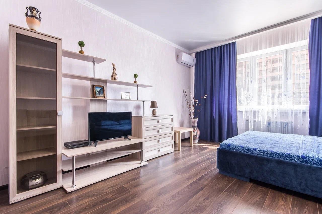 Фото №5: 1-комнатная квартира 51 м² - Краснодар, ЖК Октябрьский, Центральный внутригородской округ, Западный внутригородской округ, жилой комплекс Центральный, мкр. Центральный, ул. Октябрьская, 181/2к3