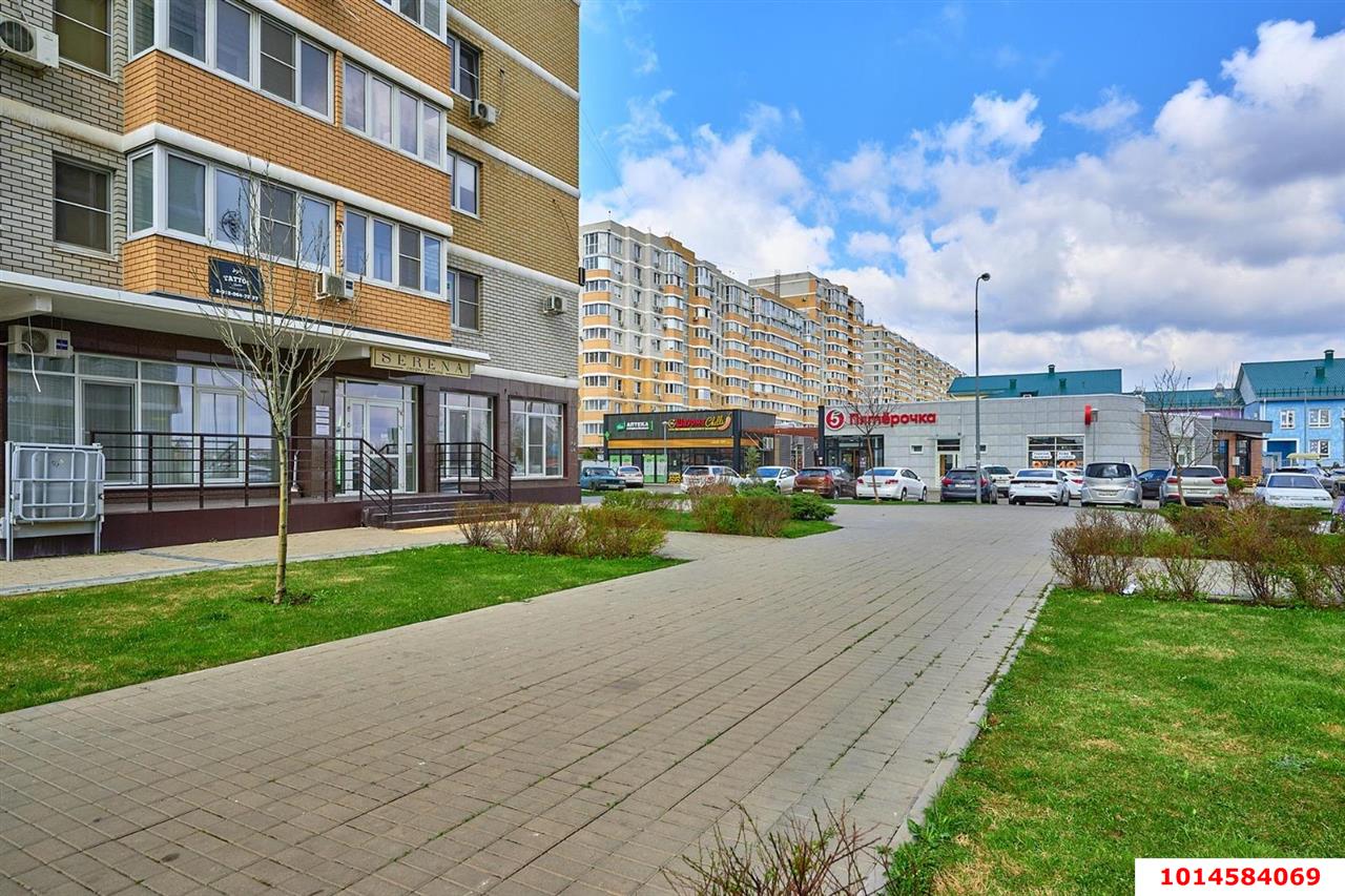 Фото №2: Торговое помещение 84 м² - Краснодар, Светлоград, ул. Красных Партизан, 1/4к11