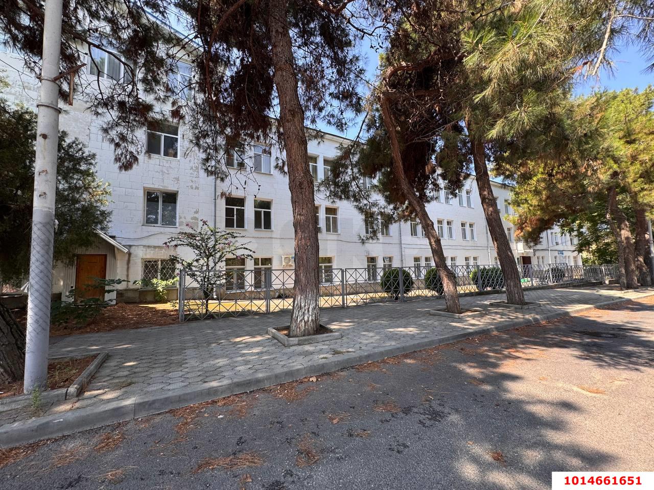 Фото №3: Отдельное здание 1176 м² - Анапа, ул. Ленина, 2