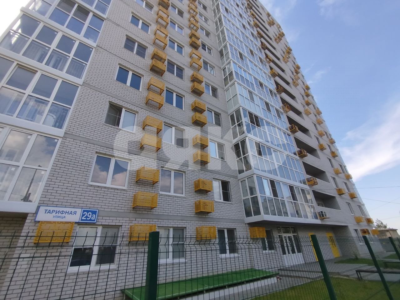 Фото №1: 2-комнатная квартира 64 м² - Волгоград, Краснооктябрьский, ул. Тарифная, 29А