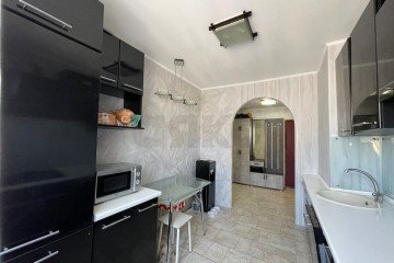 Фото №2: 2-комнатная квартира 58 м² - Краснодар, мкр. Краевая Клиническая Больница, ул. Черкасская, 43