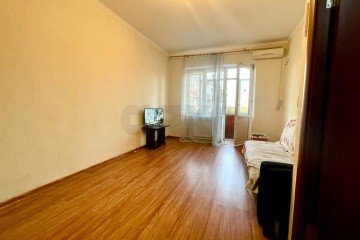 Фото №2: 1-комнатная квартира 32 м² - Краснодар, мкр. Завод Радиоизмерительных Приборов, ул. 1 Мая, 428