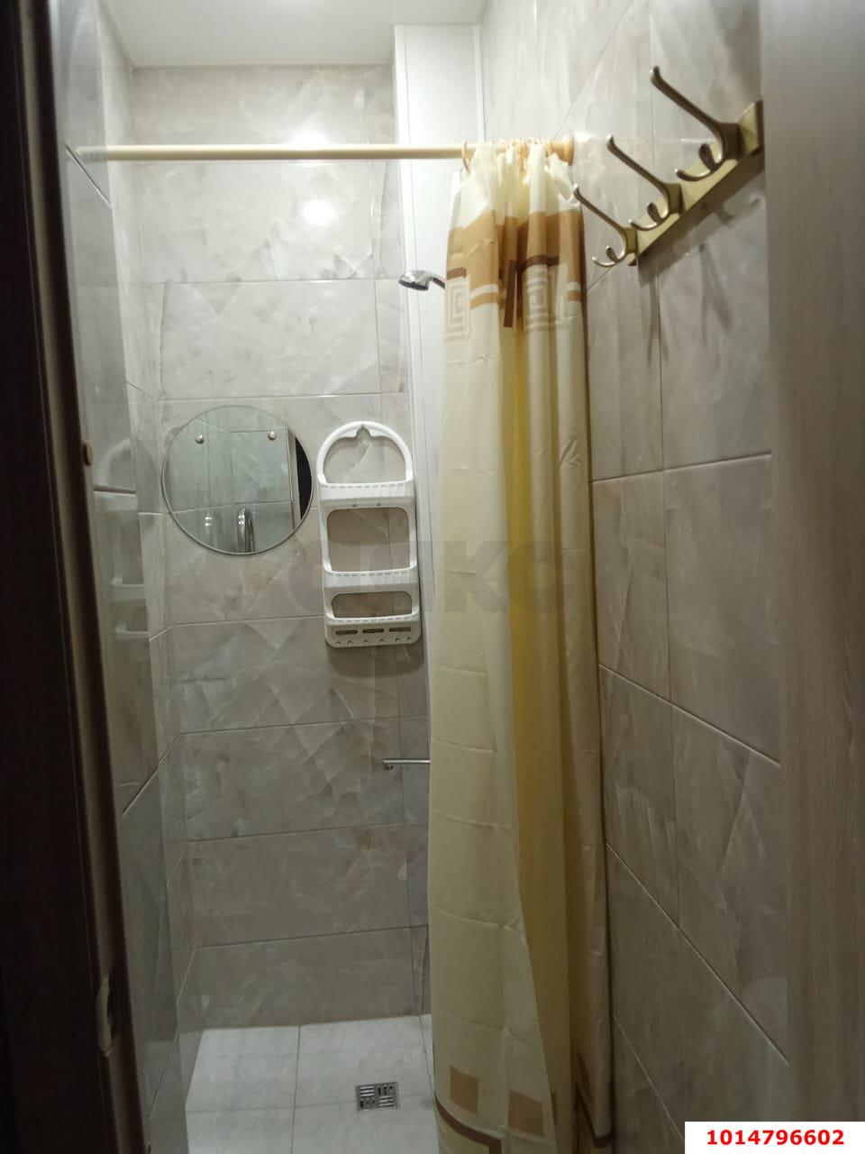 Фото №3: 2-комнатная квартира 40 м² - Краснодар, Центральный, ул. Коммунаров, 140