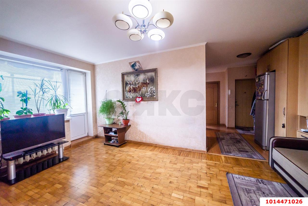 Фото №6: 3-комнатная квартира 63 м² - Краснодар, Западный внутригородской округ, ул. Урицкого, 6