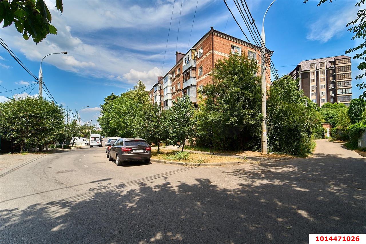 Фото №2: 3-комнатная квартира 63 м² - Краснодар, Сельскохозяйственный Институт, мкр. Западный внутригородской округ, ул. Урицкого, 6