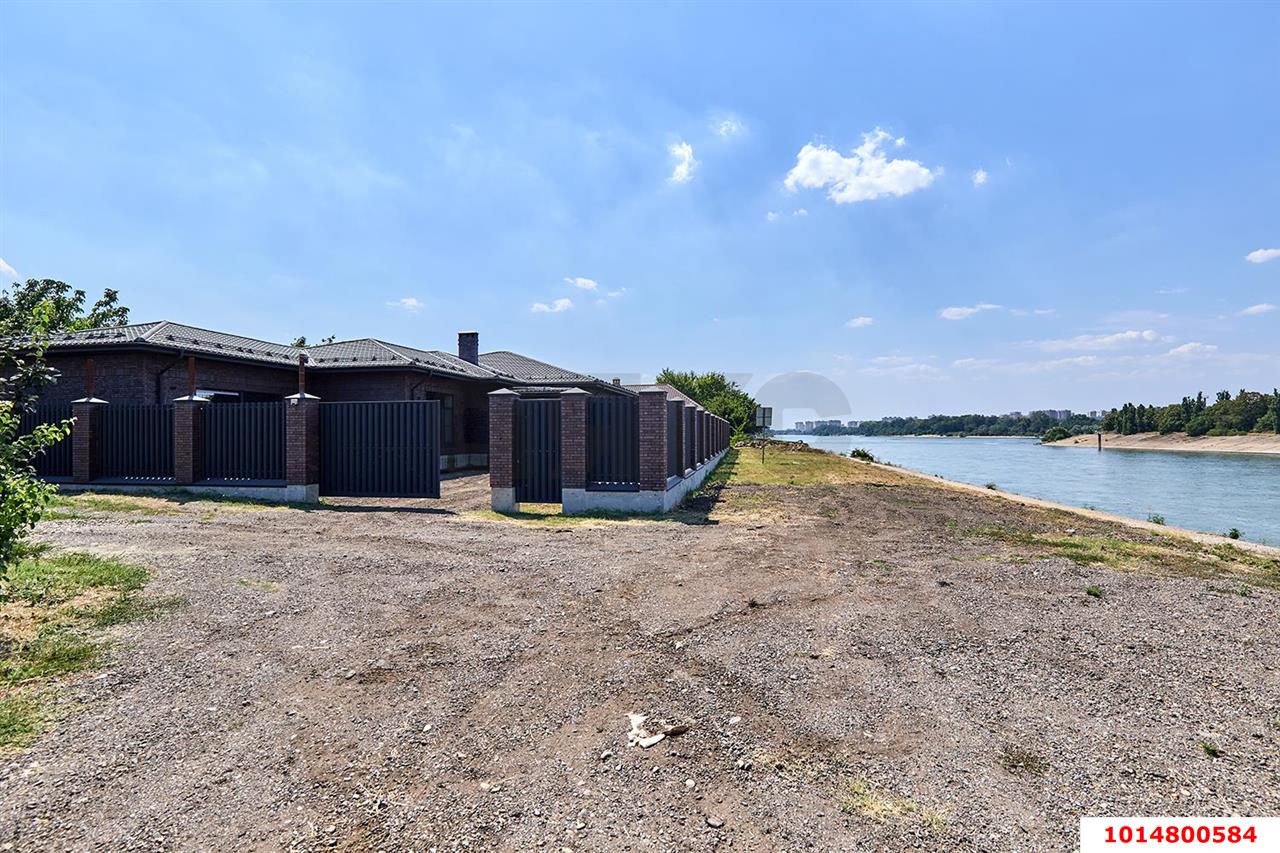 Фото №3: Дом 326 м² + 9.12 сот. - Тлюстенхабль, ул. Кирова, 2А