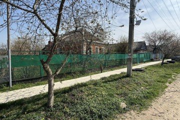 Фото №5: Земельный участок под ИЖС 14 сот. - Новотитаровская, ул. Розы Люксембург, 84