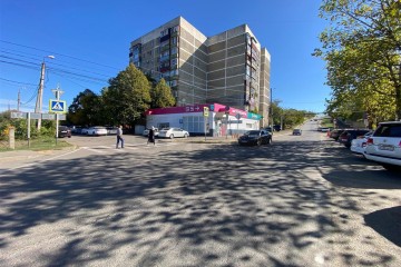 Фото №5: Торговое помещение 351 м² - Майкоп, ул. 2-я Короткая, 12