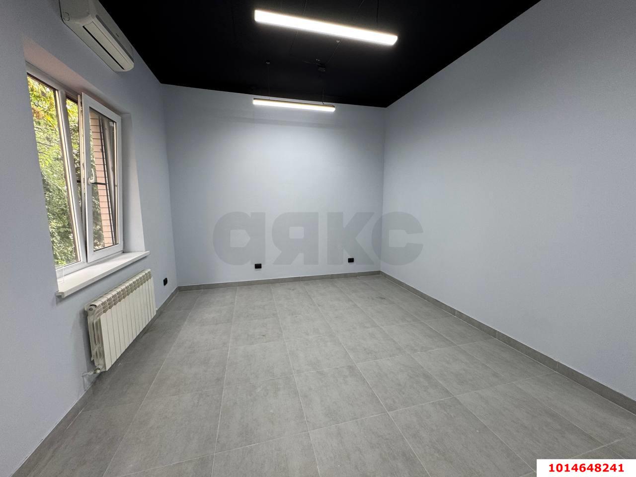 Фото №14: Торговое помещение 40 м² - Краснодар, Центральный, ул. Северная, 404