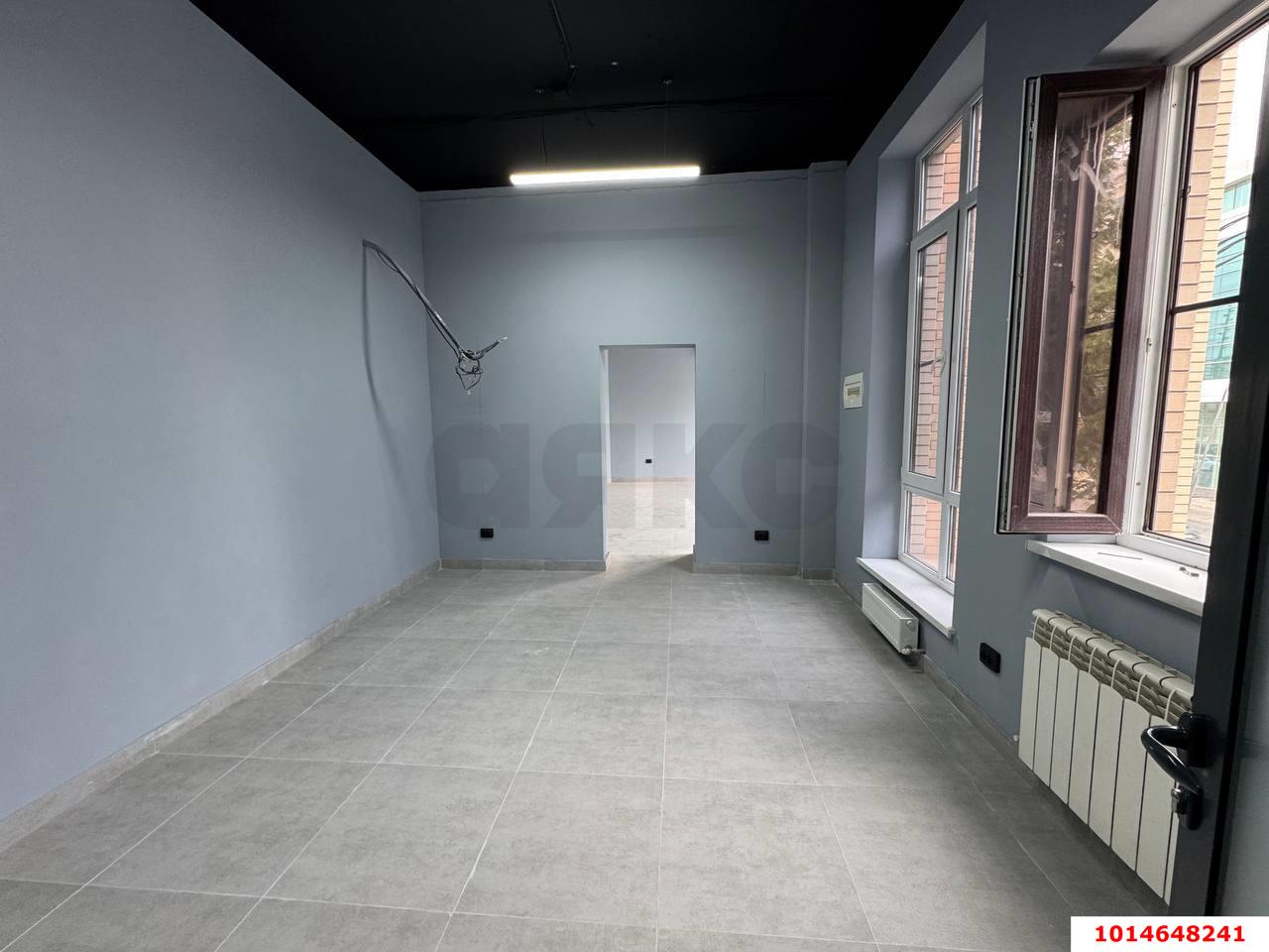 Фото №16: Торговое помещение 40 м² - Краснодар, Центральный, ул. Северная, 404