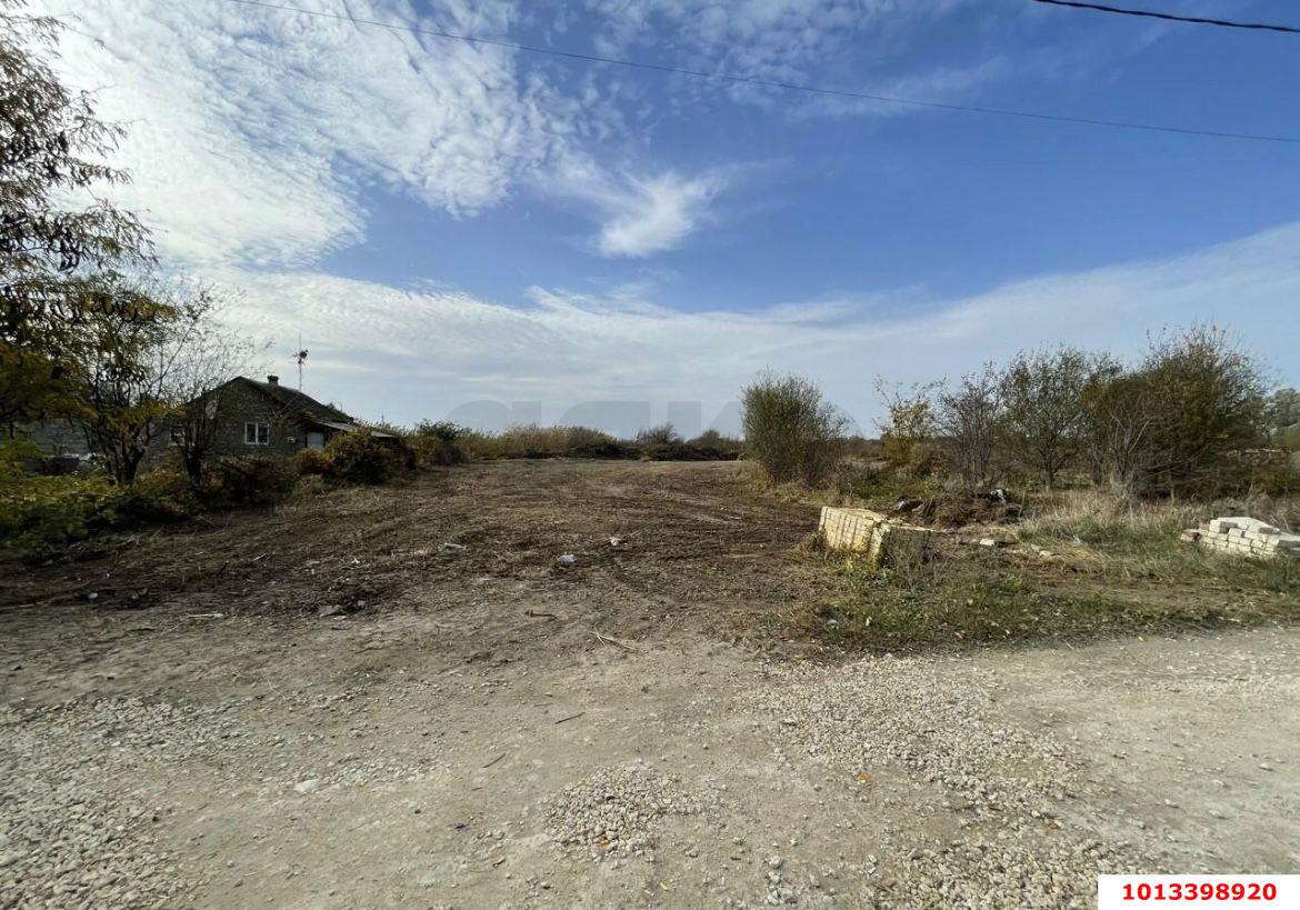 Фото №1: Личное подсобное хозяйство 10 сот. - Варениковская, ул. Песчаная, 16