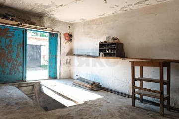 Фото №2: Гараж - Краснодар, мкр. Камвольно-суконный Комбинат, ул. Дежнёва, 37