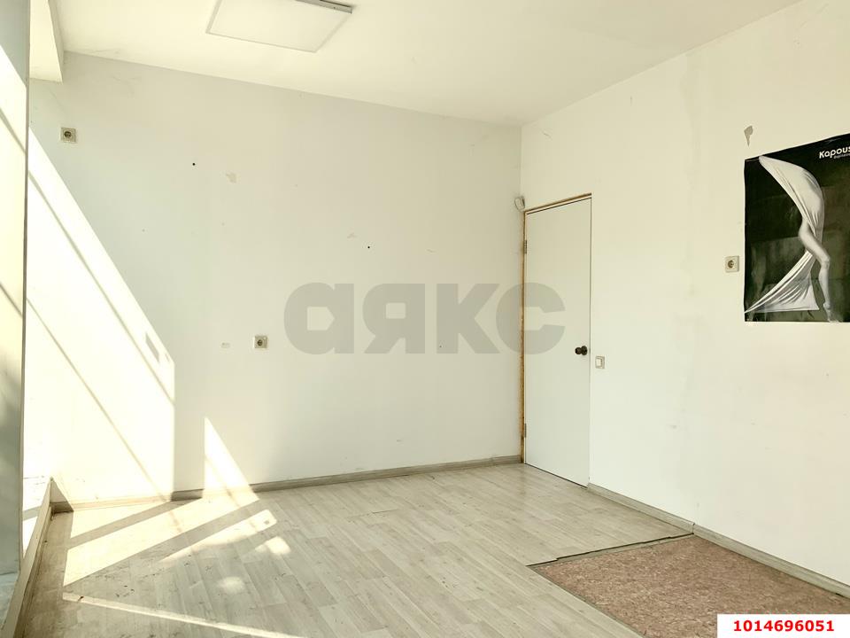 Фото №2: Коммерция 20 м² - Краснодар, Карасунский внутригородской округ, мкр. Черёмушки, ул. Стасова, 172А