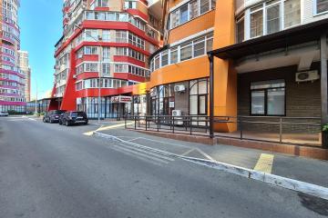 Фото №2: Коммерция 128 м² - Краснодар, мкр. Черёмушки, ул. Ставропольская, 91