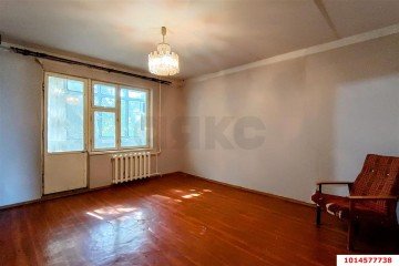 Фото №1: 2-комнатная квартира 50 м² - Ленина, мкр. Карасунский внутригородской округ, ул. Лукьяненко, 3