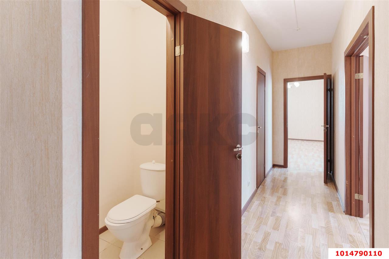 Фото №3: 2-комнатная квартира 84 м² - Краснодар, имени Маршала Жукова, ул. Александра Покрышкина, 4/7