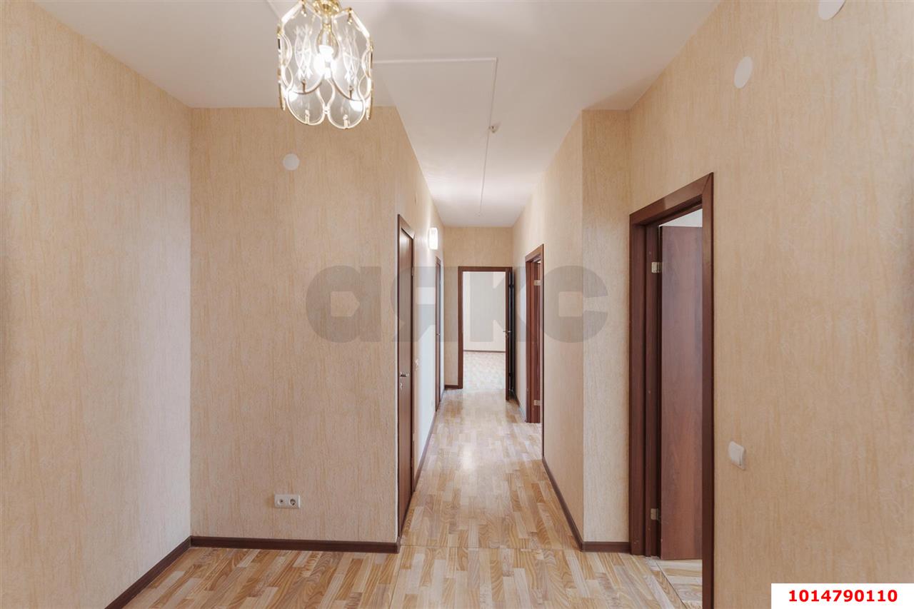 Фото №1: 2-комнатная квартира 84 м² - Краснодар, имени Маршала Жукова, ул. Александра Покрышкина, 4/7