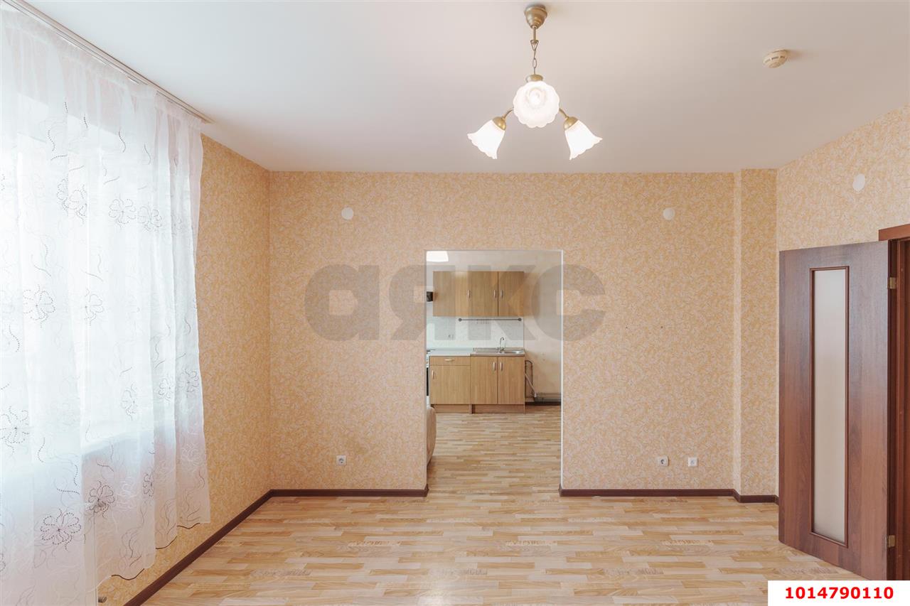 Фото №4: 2-комнатная квартира 84 м² - Краснодар, имени Маршала Жукова, ул. Александра Покрышкина, 4/7