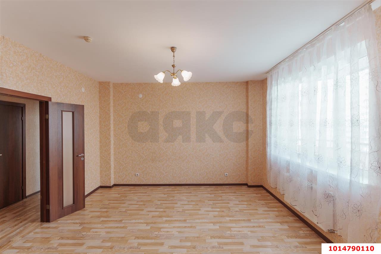 Фото №8: 2-комнатная квартира 84 м² - Краснодар, имени Маршала Жукова, ул. Александра Покрышкина, 4/7