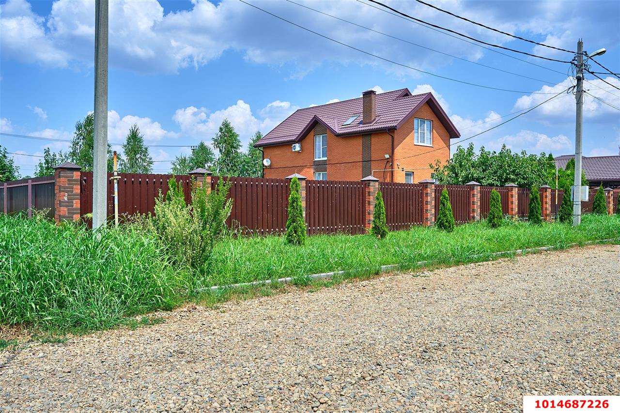 Фото №2: Дом 144 м² + 24 сот. - Старокорсунская, Карасунский внутригородской округ, п. коттеджный  Зябликово, пер. Линейный, 87