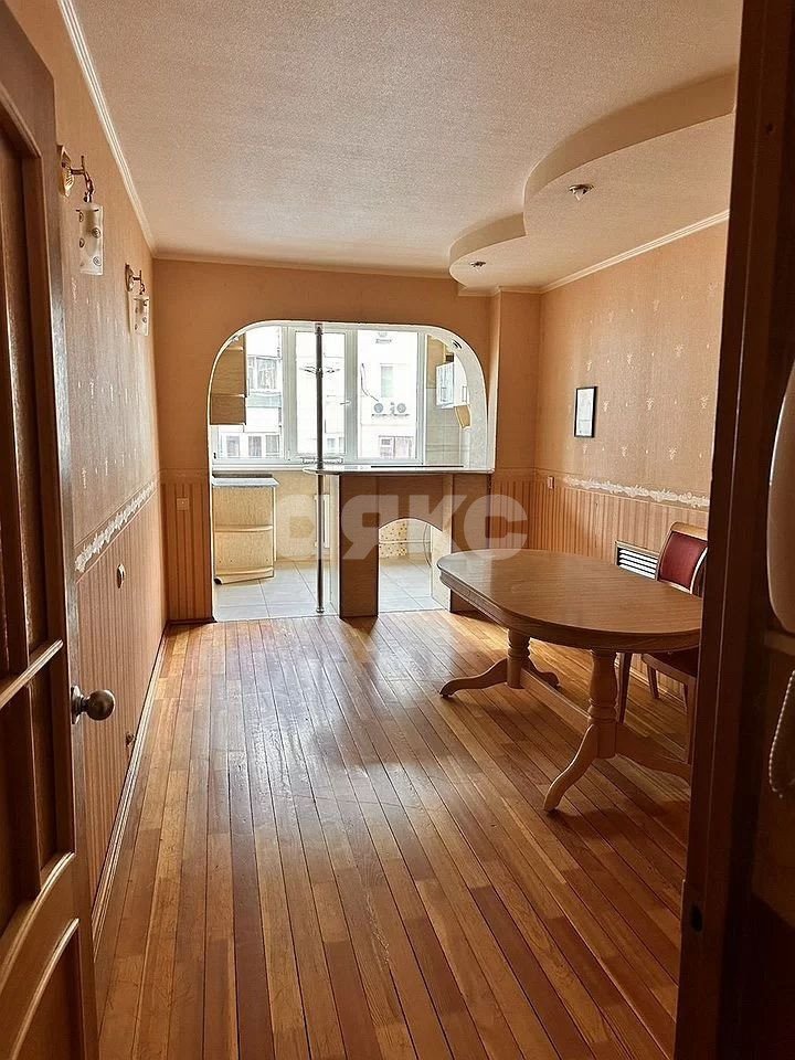 Фото №1: 3-комнатная квартира 87 м² - Ростов-на-Дону, Ворошиловский, ул. Башкирская, 4/1