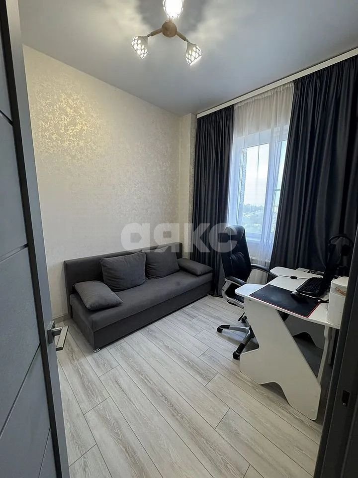 Фото №3: 2-комнатная квартира 50 м² - Ростов-на-Дону, Вертолётное Поле, ул. Батуринская, 167/16