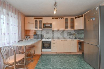 Фото №1: 3-комнатная квартира 59 м² - Ростов-на-Дону, мкр. 7-й, ул. Малиновского, 36