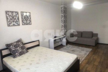 Фото №1: 1-комнатная квартира 40 м² - Ростов-на-Дону, мкр. 1-й, ул. Малиновского, 76Б/87А