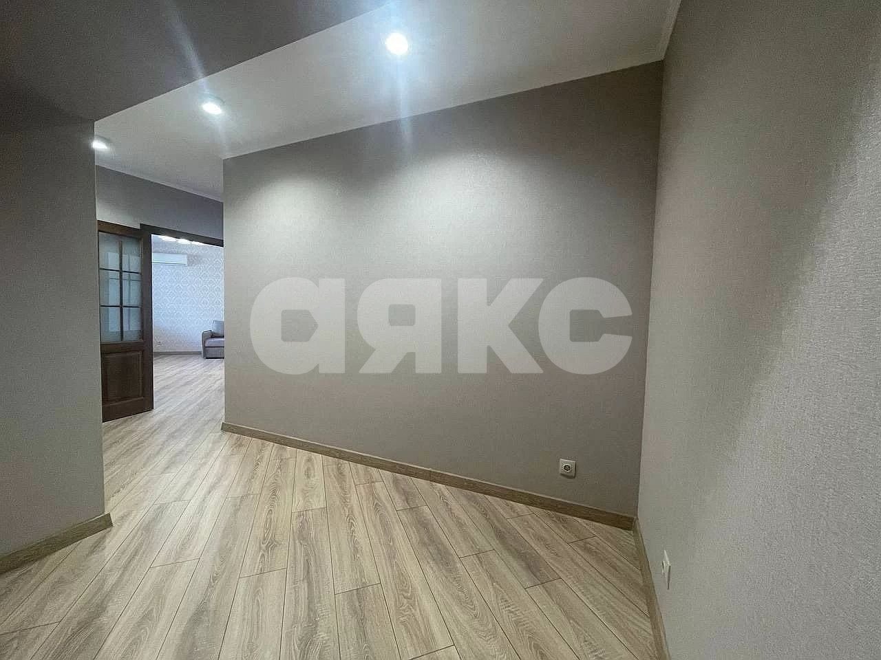 Фото №7: 2-комнатная квартира 72 м² - Ростов-на-Дону, 1-й, ул. Малиновского, 76