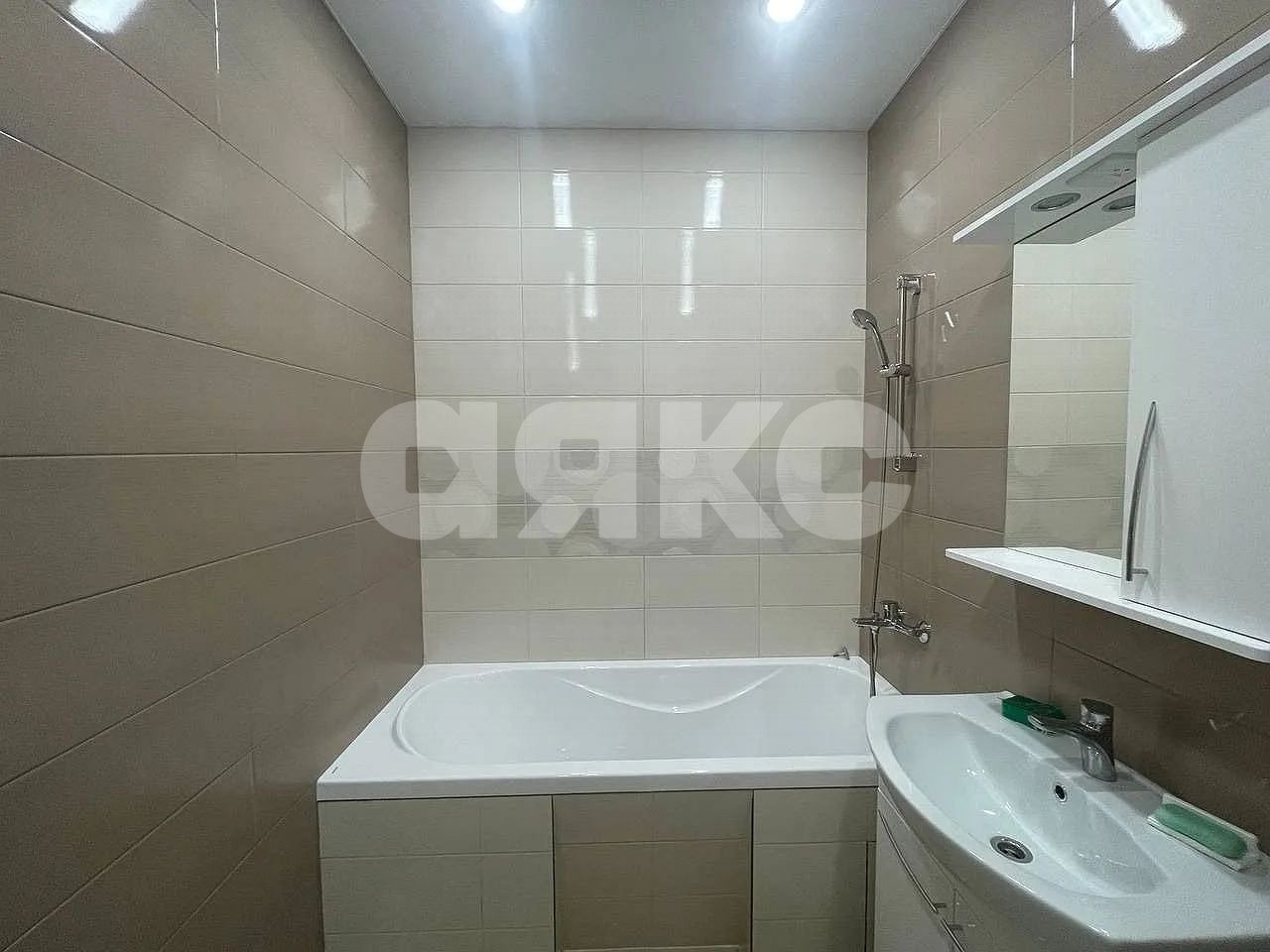 Фото №10: 2-комнатная квартира 72 м² - Ростов-на-Дону, 1-й, ул. Малиновского, 76