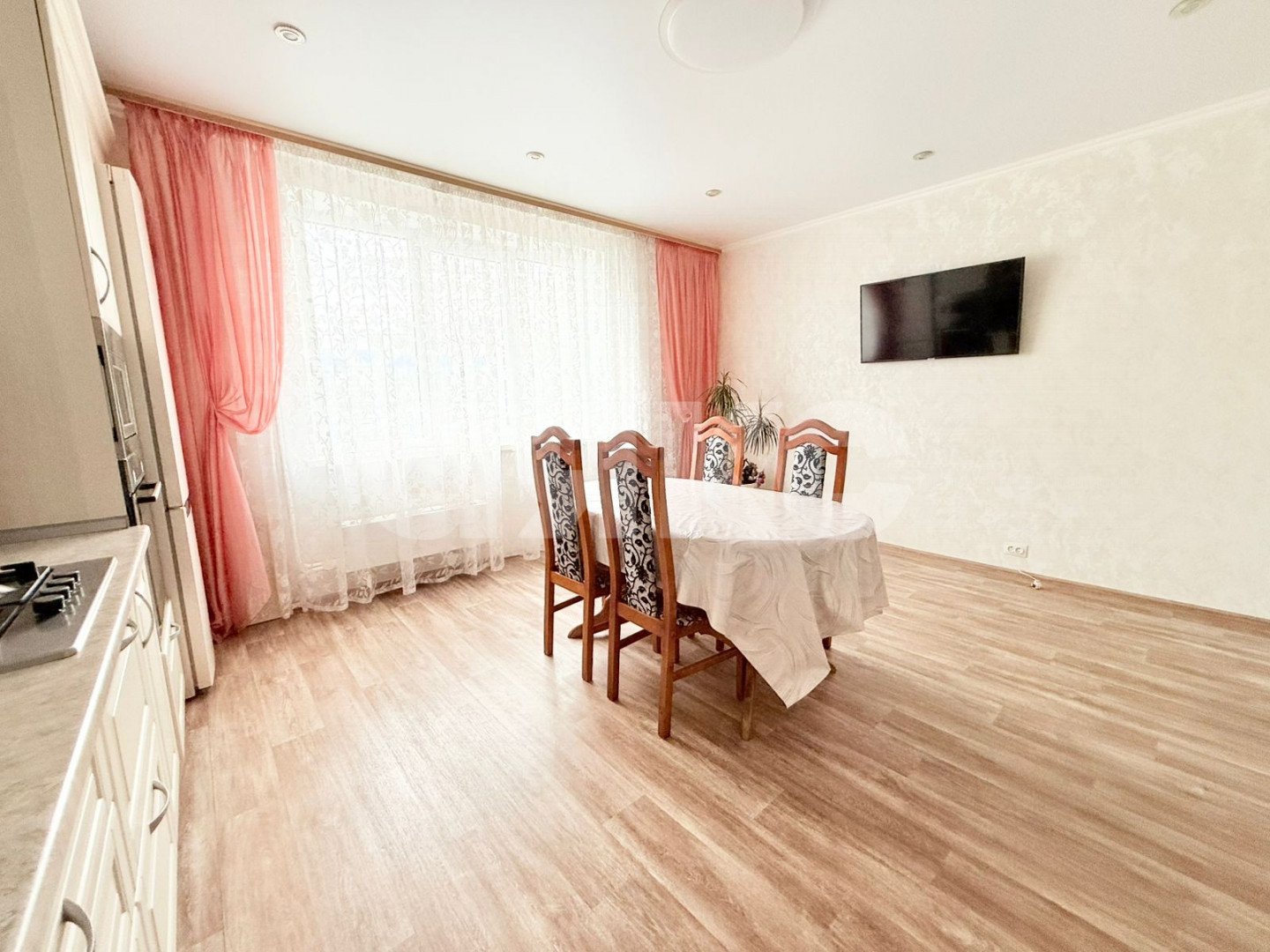 Фото №3: 3-комнатная квартира 103 м² - Нижнекамск, 29А, ул. Сююмбике, 53