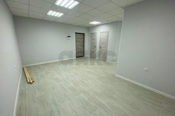 Фото №2: Торговое помещение 36 м² - Краснодар, мкр. Славянский, ул. Заполярная, 35к5