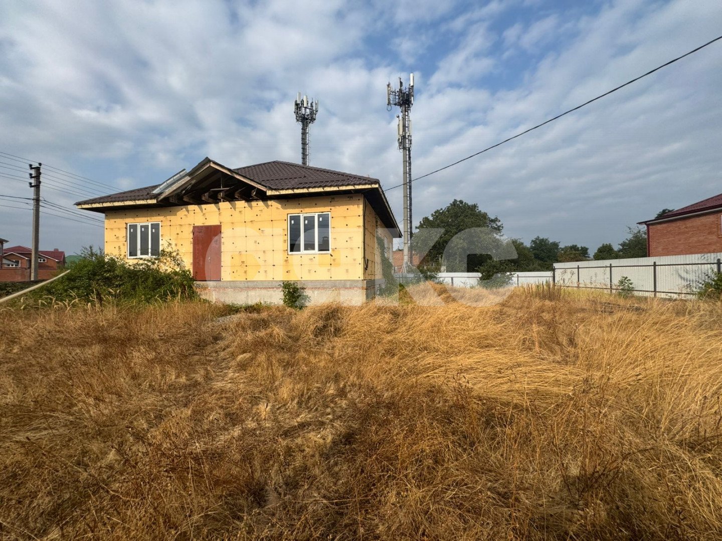 Фото №1: Дом 180 м² + 8 сот. - Майкоп, Западный, пер. Южный, 11А