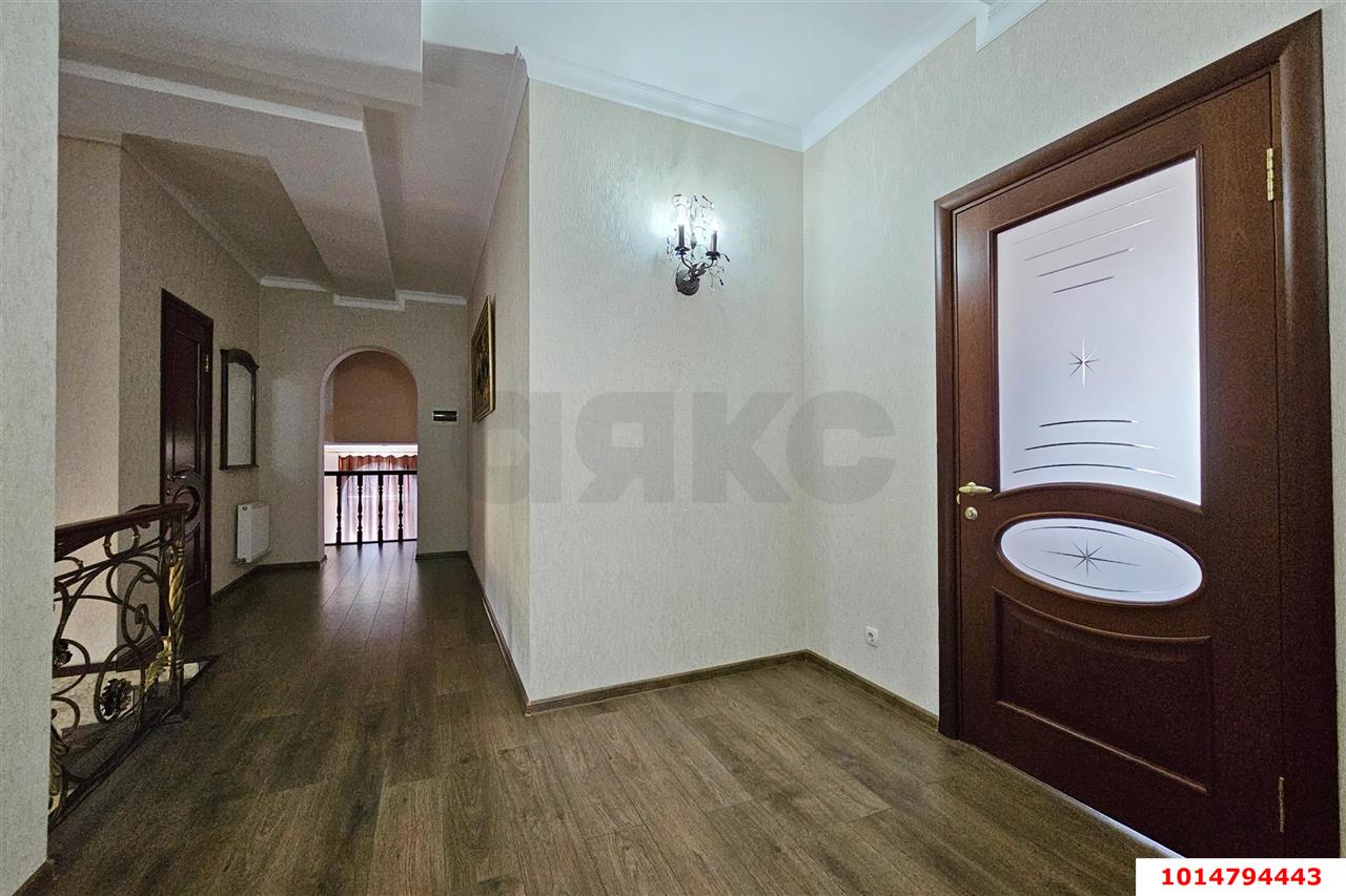 Фото №37: Дом 375 м² + 11.5 сот. - Новотитаровская, ул. Набережная, 35