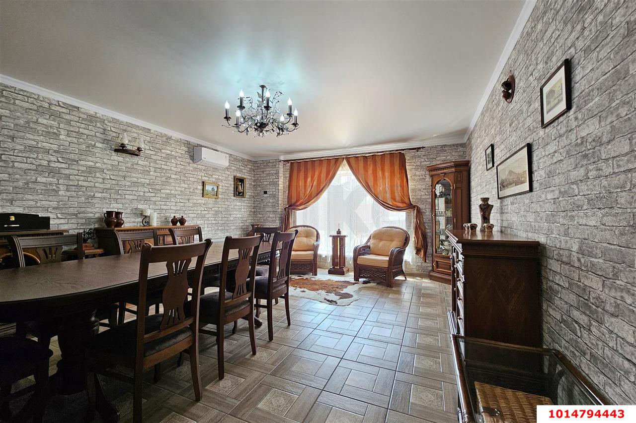 Фото №9: Дом 375 м² + 11.5 сот. - Новотитаровская, ул. Набережная, 35