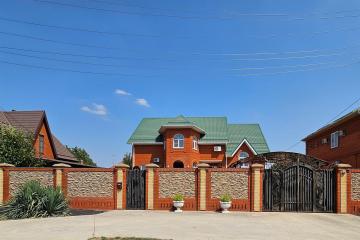 Фото №1: Дом 375 м² - Новотитаровская, ул. Набережная, 35